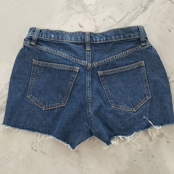 - Pink Victoria’s Secret denim cut off jean shorts, size 25 - Picture 8 of 12